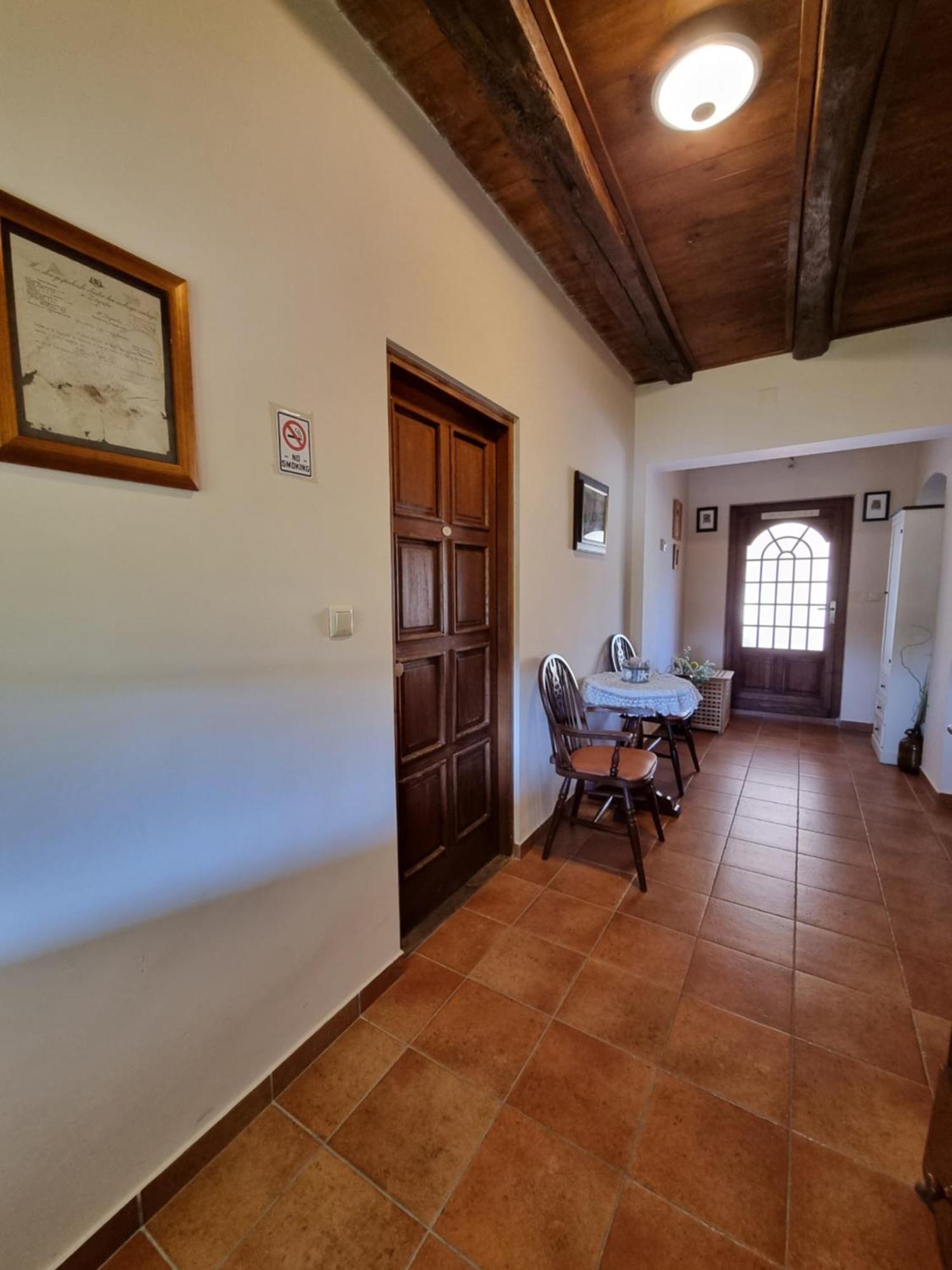 Taverna 1860 Rooms & Apartments Donja Zelina Exterior photo