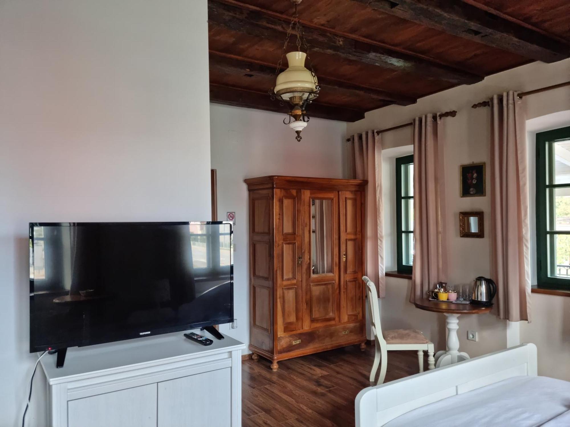Taverna 1860 Rooms & Apartments Donja Zelina Room photo